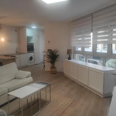 Centro Playa, Con Garaje Apartament Gijón